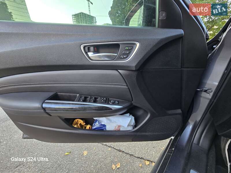 Седан Acura TLX 2018 в Киеве