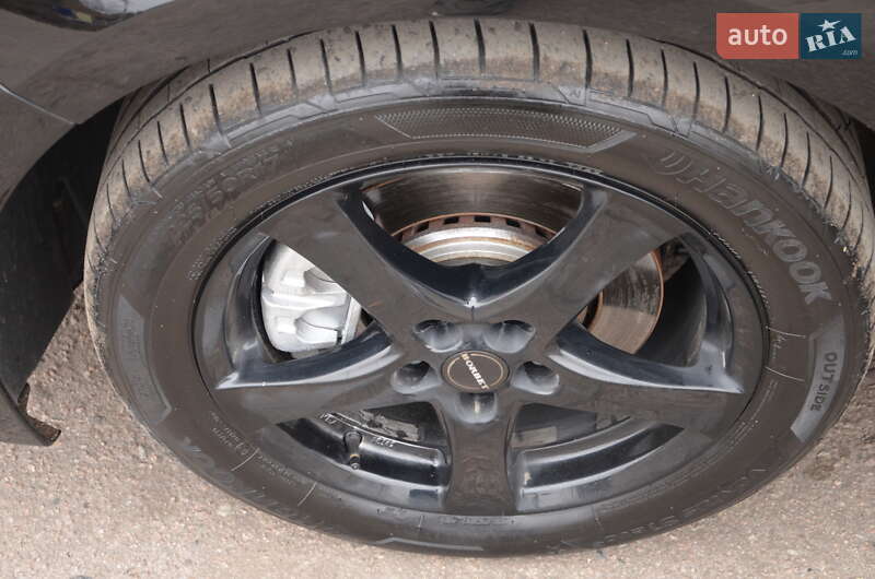 Седан Acura TLX 2016 в Павлограді