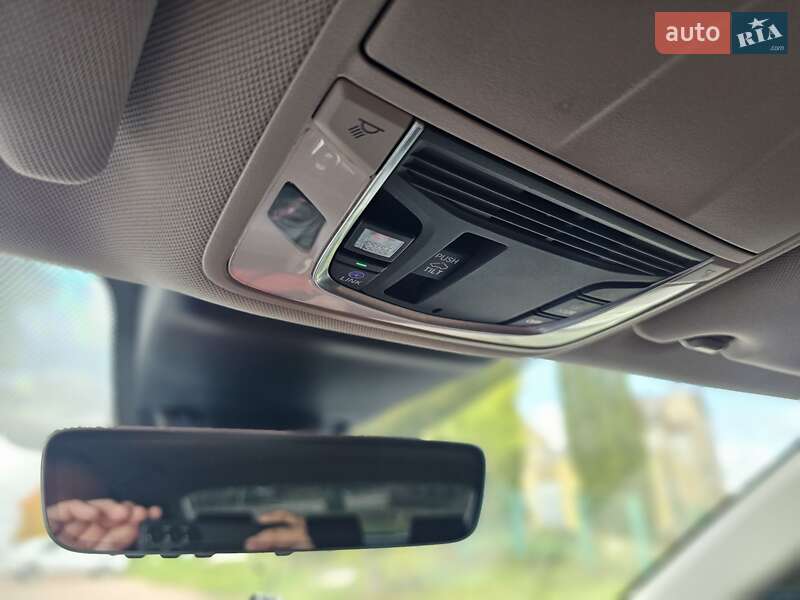 Седан Acura TLX 2021 в Львове