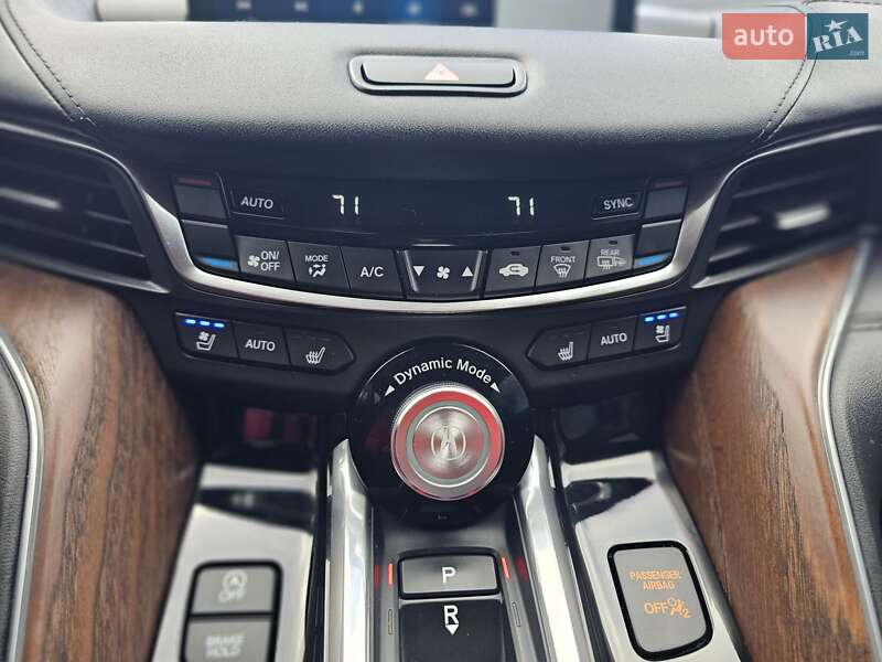 Седан Acura TLX 2021 в Львове