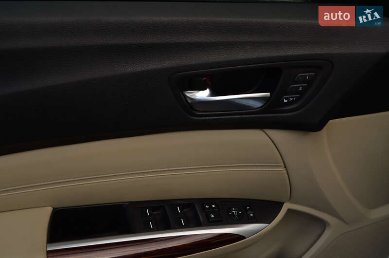 Седан Acura TLX 2015 в Києві