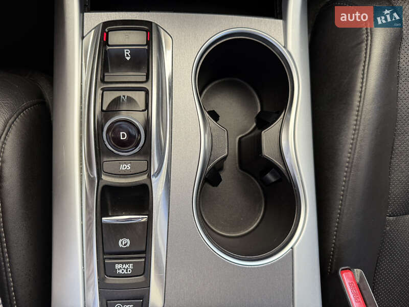 Седан Acura TLX 2015 в Хмельницькому