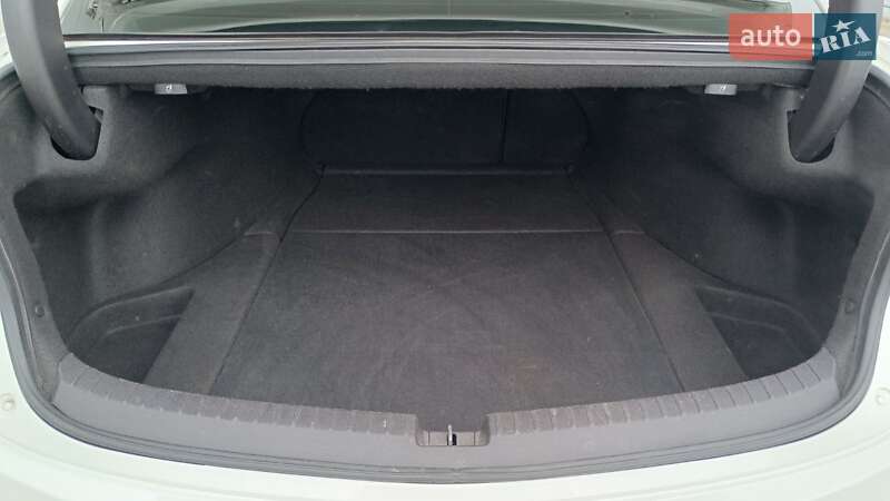 Седан Acura TLX 2017 в Києві