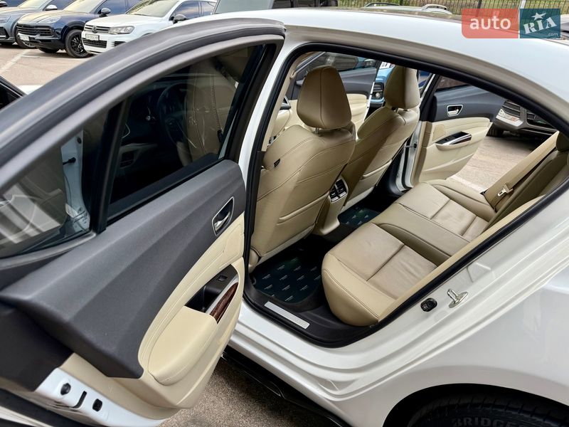 Седан Acura TLX 2018 в Києві