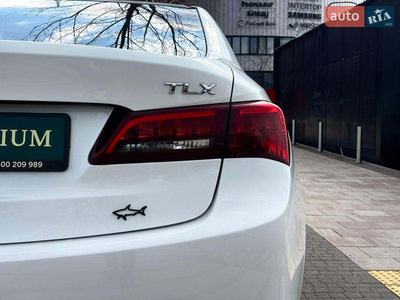 Седан Acura TLX 2015 в Киеве