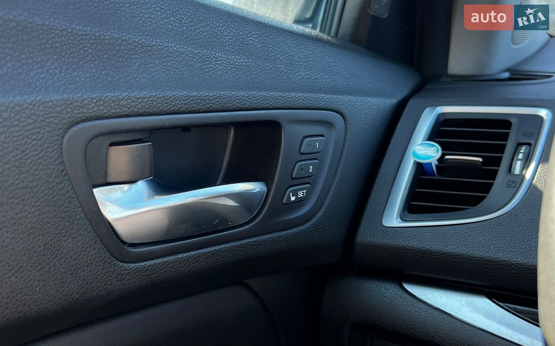 2015 Acura TLX - мініатюра 21