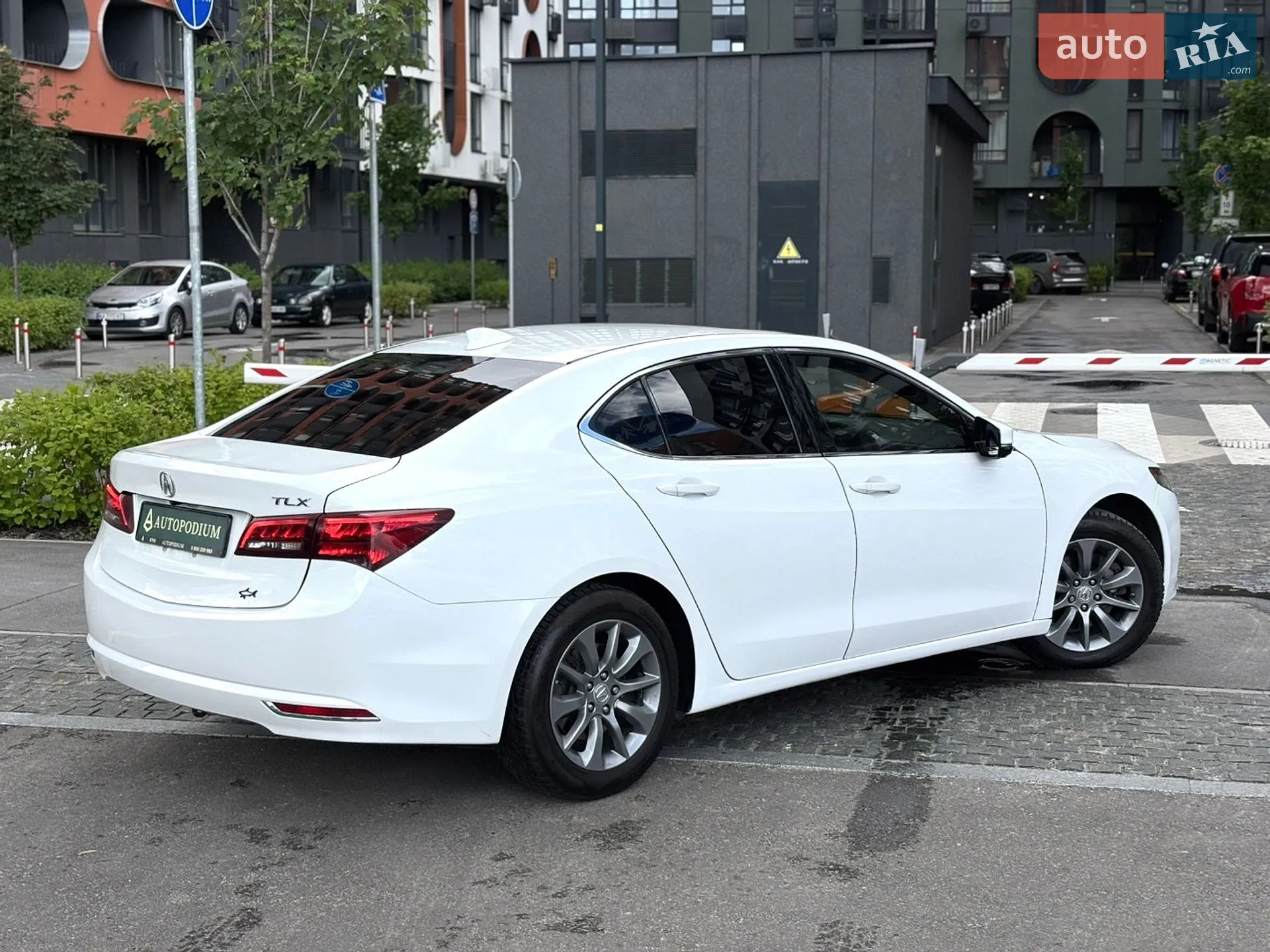 2015 Acura TLX - мініатюра 12