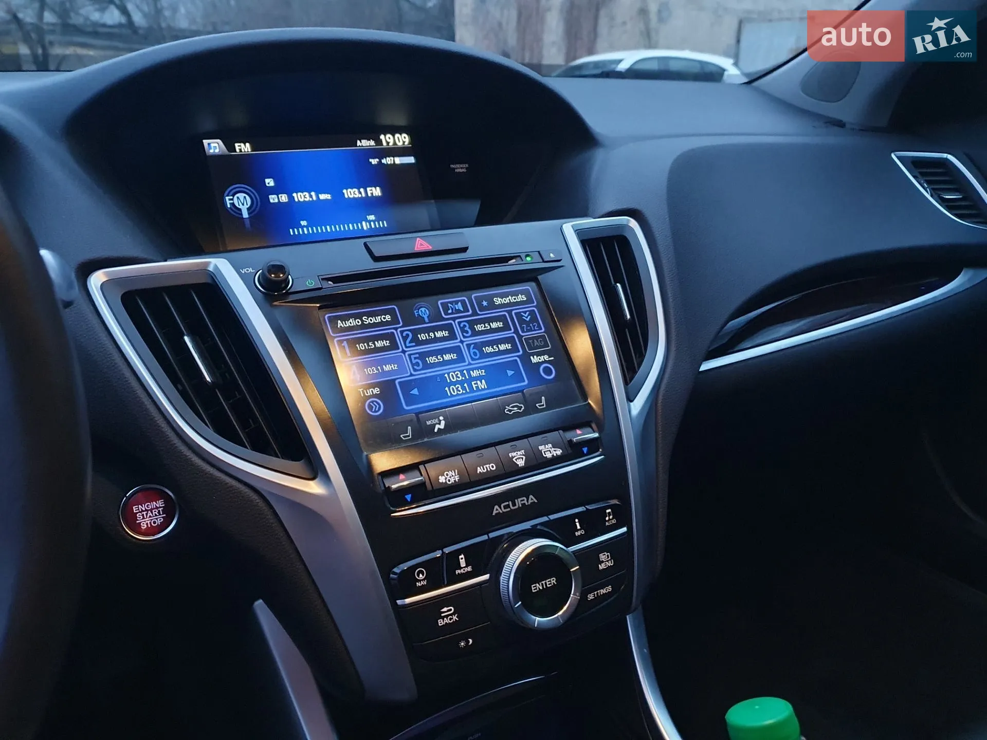 2014 Acura TLX - мініатюра 31
