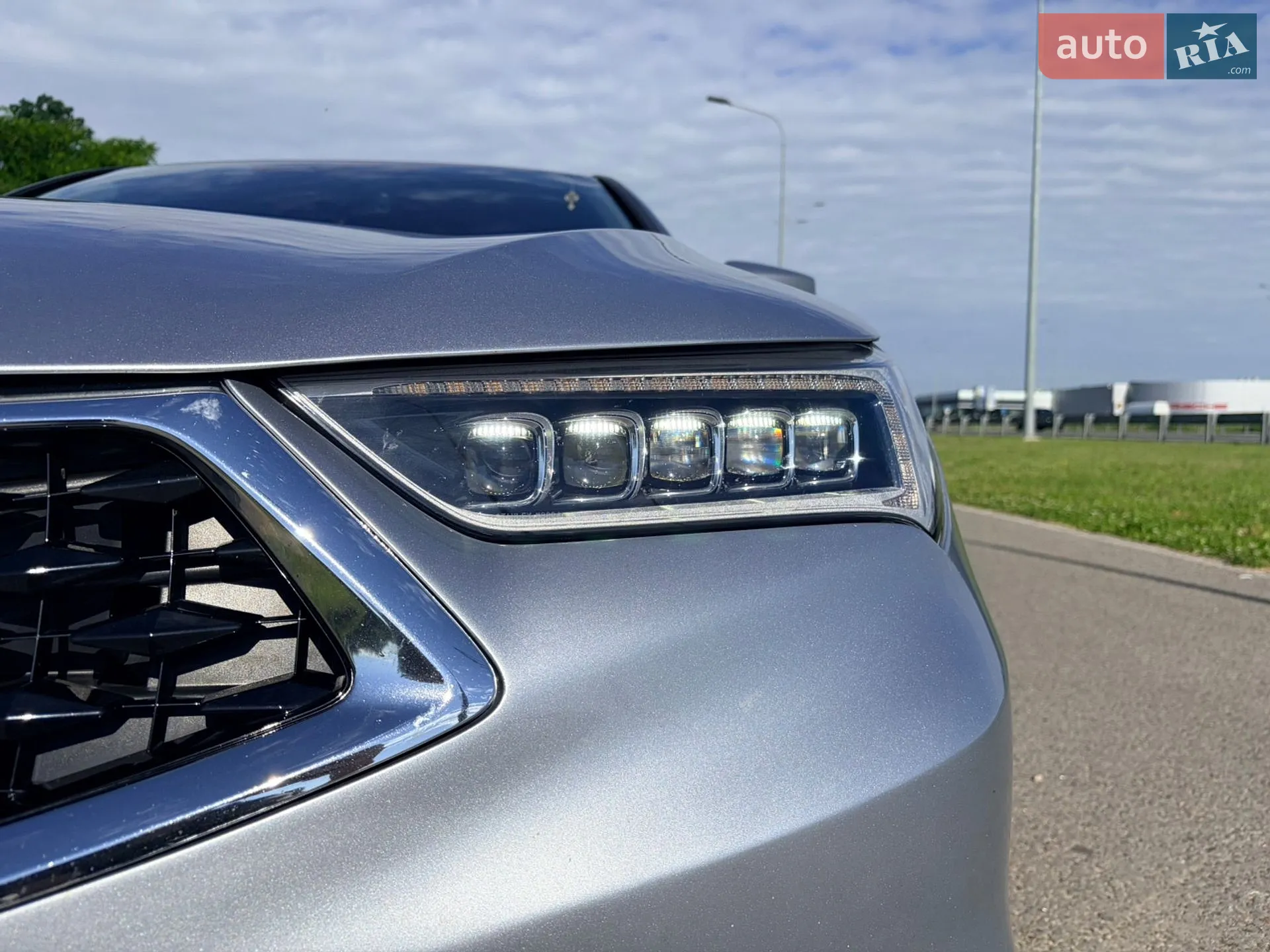 2019 Acura TLX - мініатюра 18
