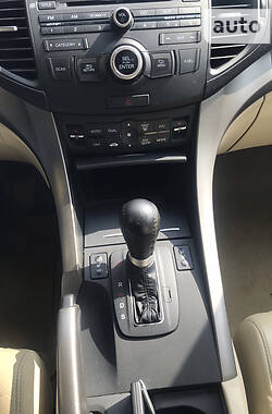 Седан Acura TSX 2010 в Львове