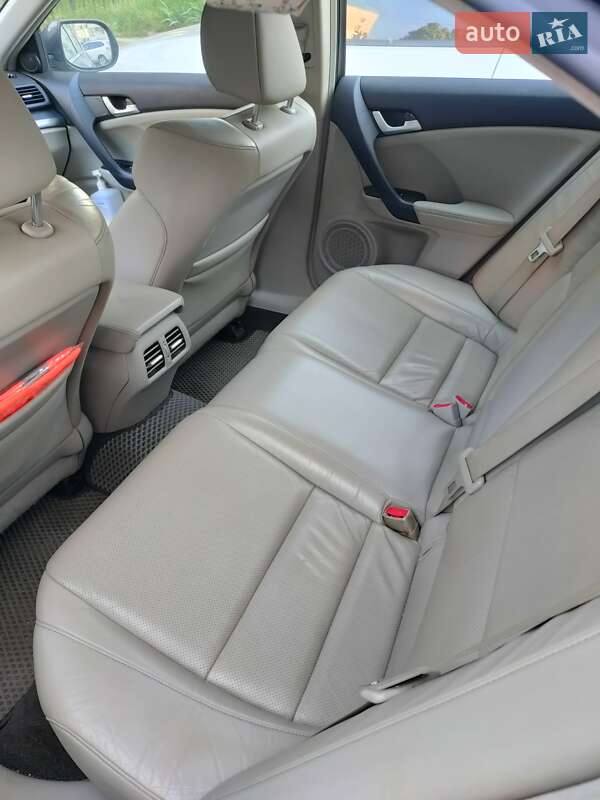 Седан Acura TSX 2011 в Одесі