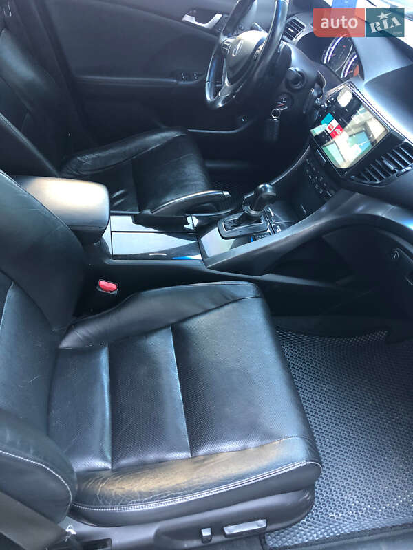 Седан Acura TSX 2011 в Вінниці