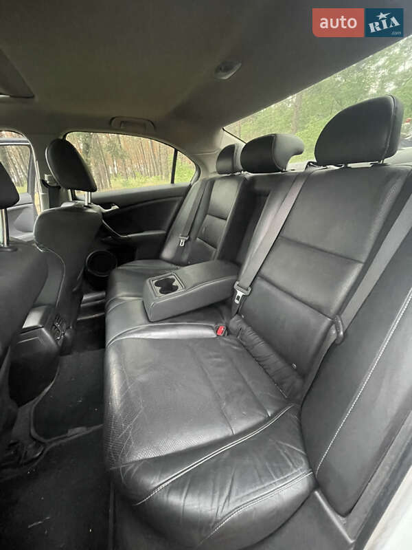 Седан Acura TSX 2011 в Новомосковске