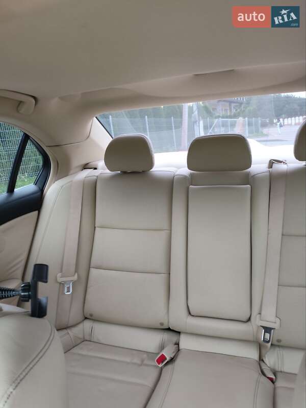 Седан Acura TSX 2013 в Миколаєві