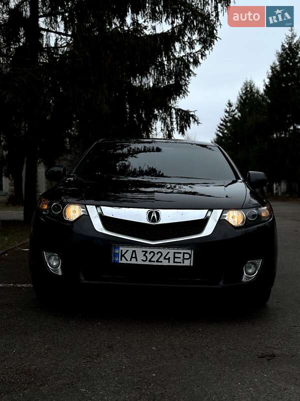 Седан Acura TSX 2010 в Мироновке