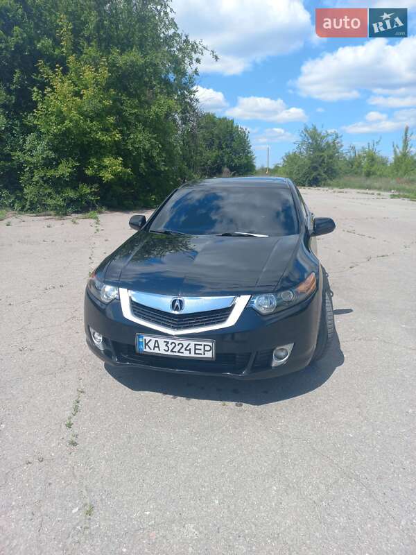 Седан Acura TSX 2010 в Миронівці