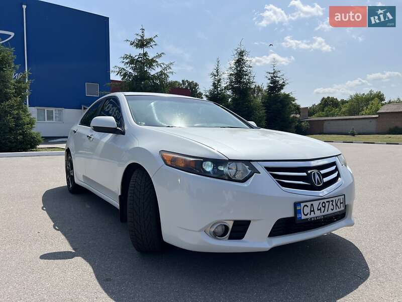 Седан Acura TSX 2011 в Богуславі