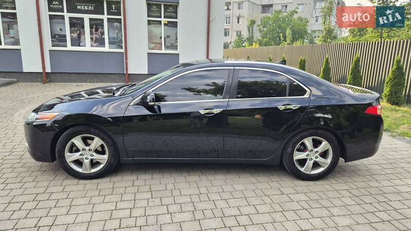 Седан Acura TSX 2011 в Львові