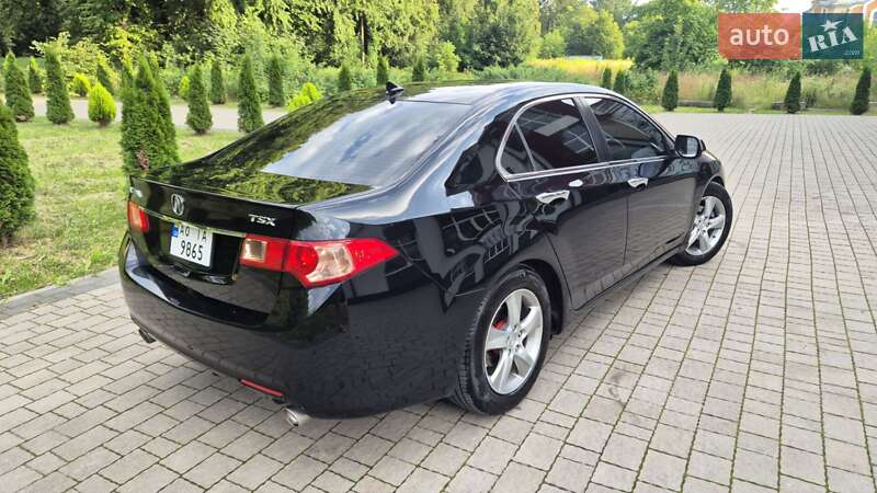 Седан Acura TSX 2011 в Львові