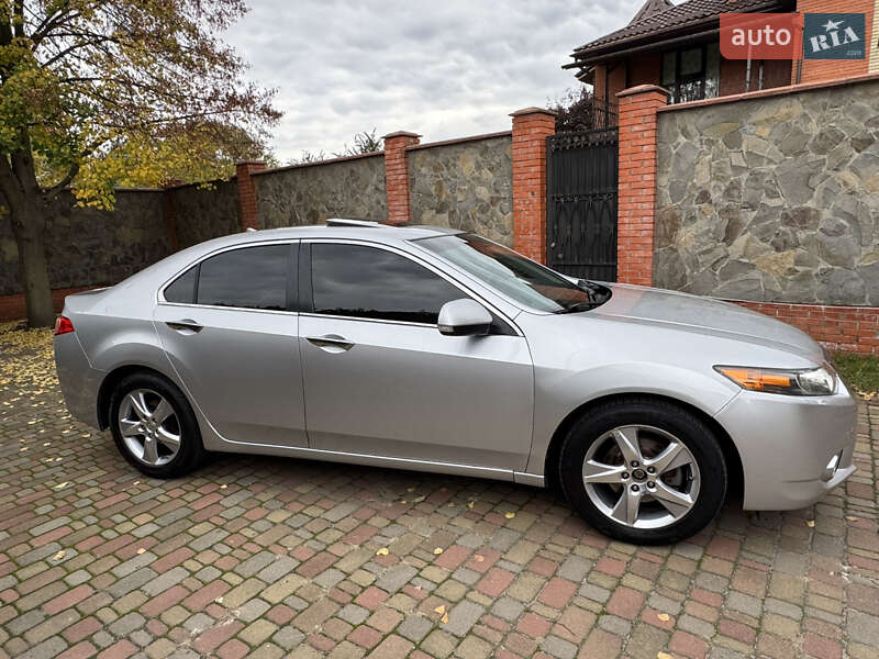 Седан Acura TSX 2013 в Киеве