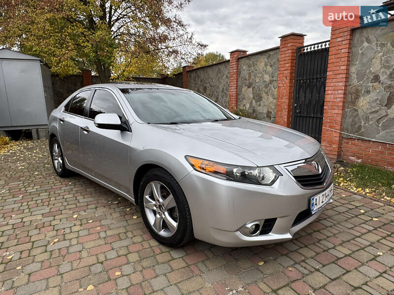 Седан Acura TSX 2013 в Киеве