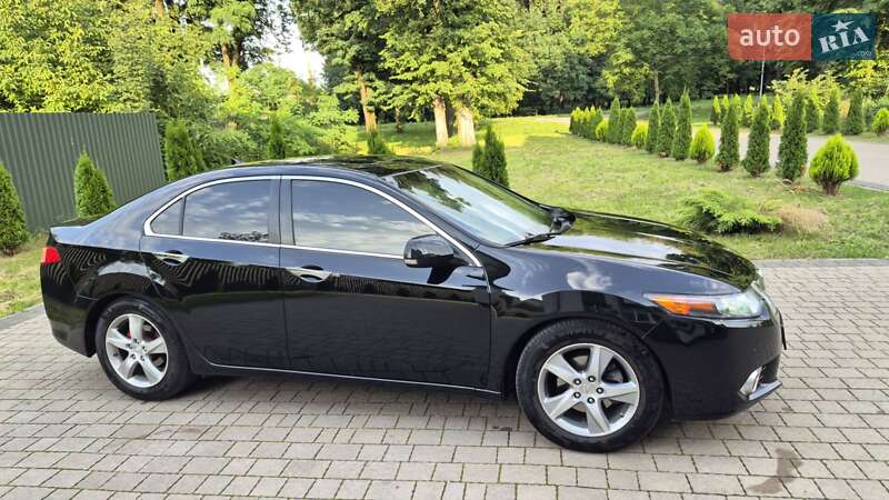 Седан Acura TSX 2011 в Львове