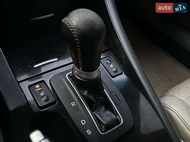 Седан Acura TSX 2013 в Киеве