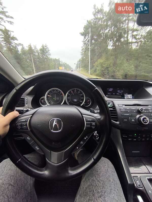 Седан Acura TSX 2013 в Києві