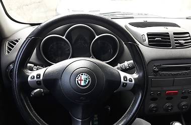 Хэтчбек Alfa Romeo 147 2002 в Львове