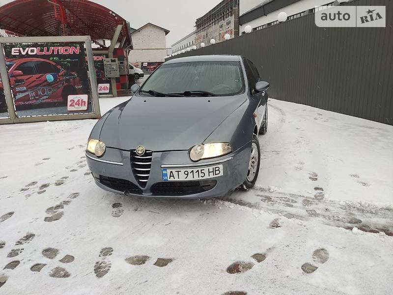 Хэтчбек Alfa Romeo 147 2003 в Ивано-Франковске