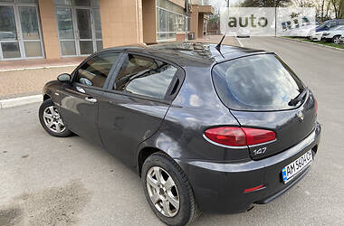 Хэтчбек Alfa Romeo 147 2009 в Житомире