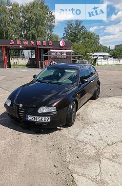 Купе Alfa Romeo 147 2001 в Нежине