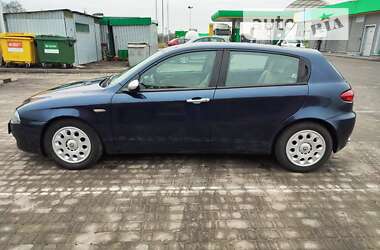 Хэтчбек Alfa Romeo 147 2007 в Пирятине