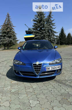 Хетчбек Alfa Romeo 147 2007 в Дубні