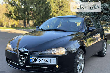 Хетчбек Alfa Romeo 147 2008 в Рівному