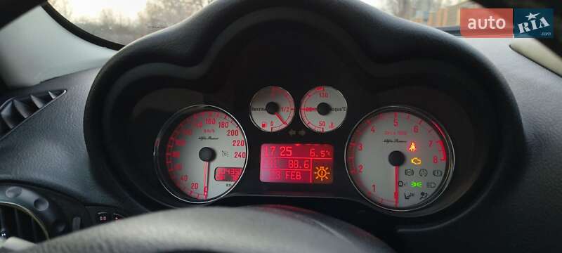 Хетчбек Alfa Romeo 147 2007 в Ужгороді