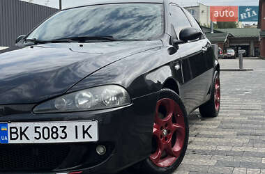 Хэтчбек Alfa Romeo 147 2005 в Ужгороде
