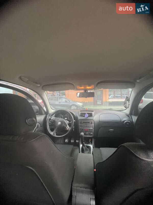 Хэтчбек Alfa Romeo 147 2008 в Ивано-Франковске