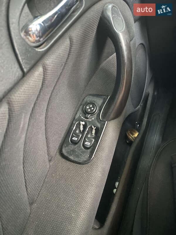 Хэтчбек Alfa Romeo 147 2008 в Ивано-Франковске