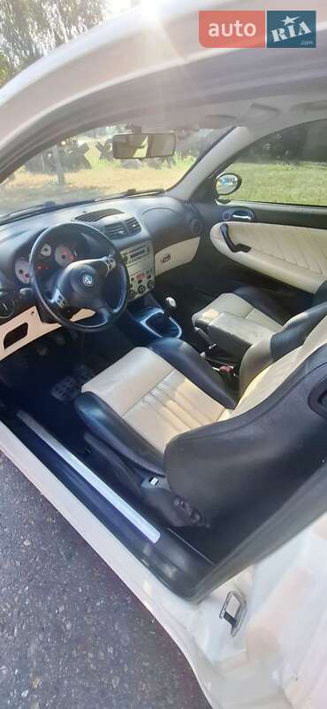 Хэтчбек Alfa Romeo 147 2007 в Киеве фото 5 Хэтчбек Alfa Romeo 147 2007 в Киеве