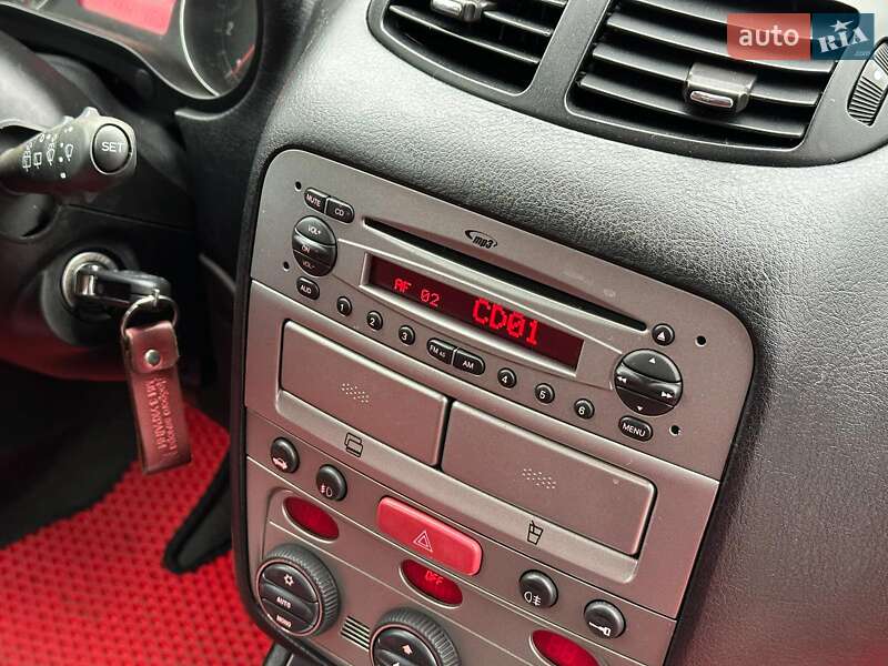 Хетчбек Alfa Romeo 147 2008 в Одесі фото 23 Хетчбек Alfa Romeo 147 2008 в Одесі