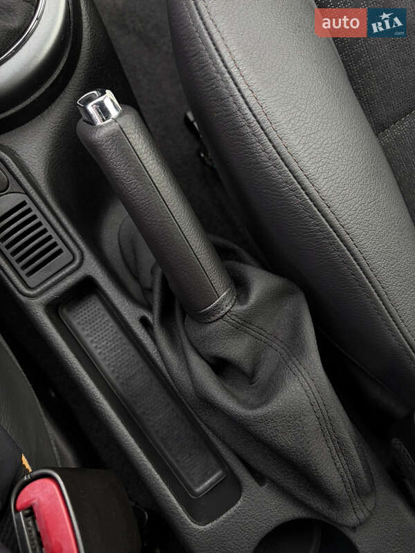 Хэтчбек Alfa Romeo 147 2009 в Киеве