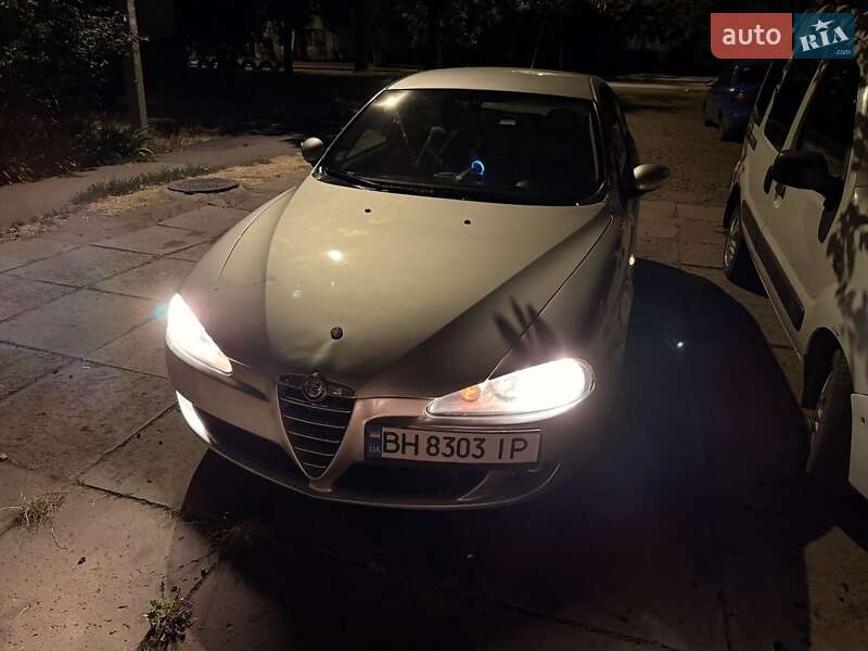 Хэтчбек Alfa Romeo 147 2006 в Одессе