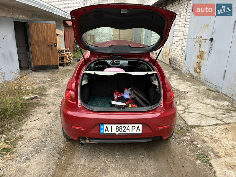 Хэтчбек Alfa Romeo 147 2008 в Киеве фото 10 Хэтчбек Alfa Romeo 147 2008 в Киеве