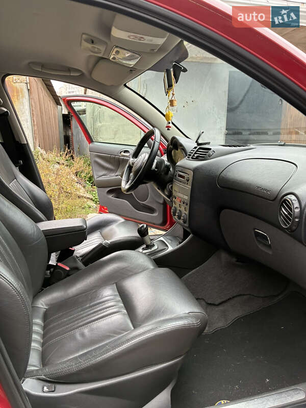 Хэтчбек Alfa Romeo 147 2008 в Киеве фото 23 Хэтчбек Alfa Romeo 147 2008 в Киеве