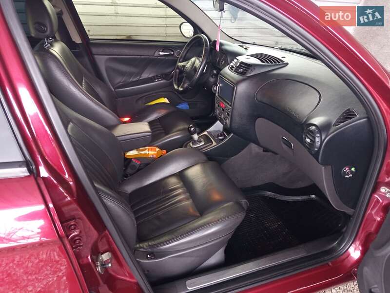 Хэтчбек Alfa Romeo 147 2008 в Каменец-Подольском фото 9 Хэтчбек Alfa Romeo 147 2008 в Каменец-Подольском