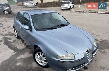 Хэтчбек Alfa Romeo 147 2002 в Могилев-Подольске