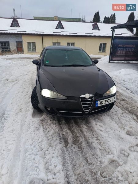Хэтчбек Alfa Romeo 147 2007 в Остроге