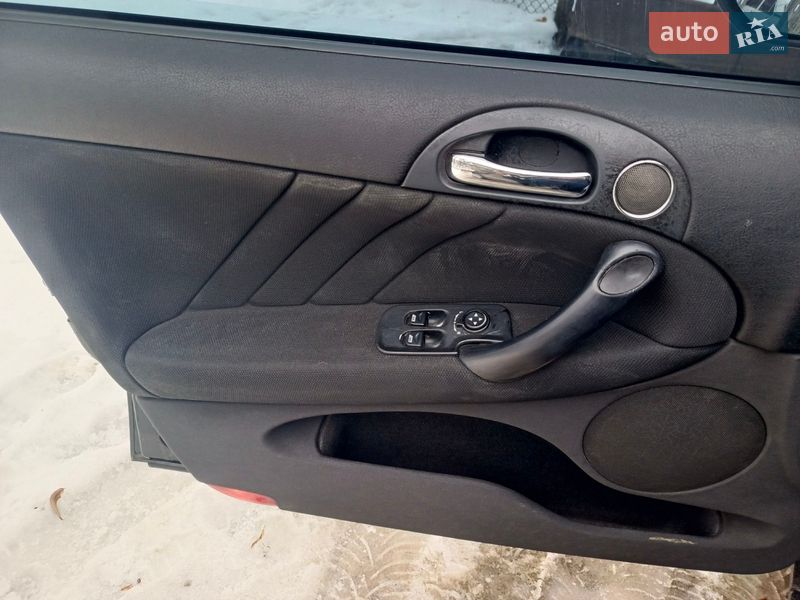 Хэтчбек Alfa Romeo 147 2007 в Остроге