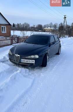 Хэтчбек Alfa Romeo 147 2008 в Ужгороде